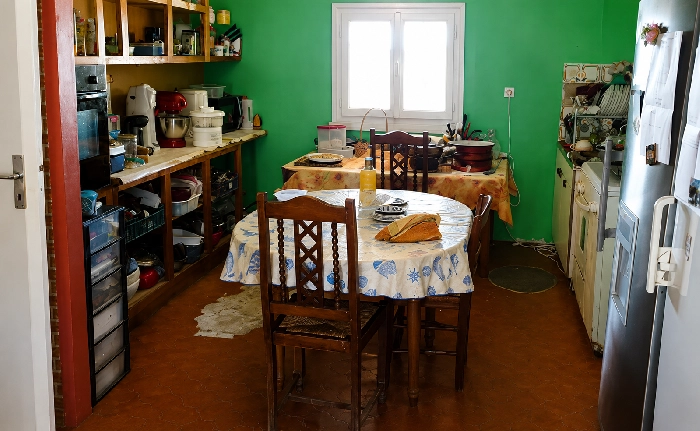 Cuisine avant rénovation complète et création d’un nouvel agencement sur mesure à Villebrumier, Tarn-et-Garonne
