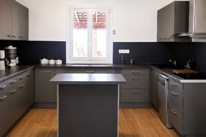 Rénovation complète d'une cuisine sur mesure à Villebrumier, Tarn-et-Garonne